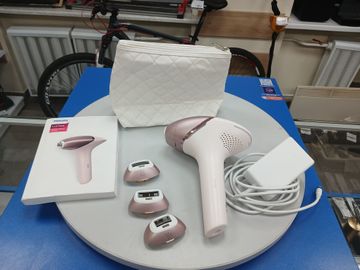 Philips lumea ipl 9000 series bri958