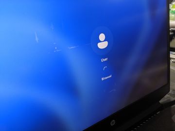 Б/у Ноутбук экран 15,6" Lenovo amd ryzen 5 5600h 3,3ghz/ ram8gb/ ssd512gb/ gf rtx3050ti 4gb/1920x1080/ 165hz 01-200764098