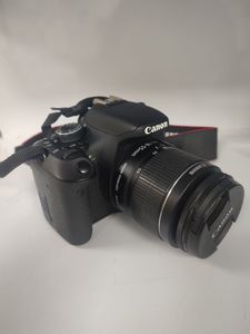 Б/в Фотоапарат Canon eos 600d + ef-s 18-55mm 1:3.5-5.6 is ii 01-200846984