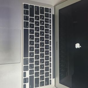Б/в Ноутбук Apple macbook air 11"/ a1370/ core i7 1.8ghz / ram 4gb / ssd 128gb/ intel hd graphics 3000 01-200855516
