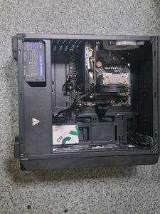 Б/в Системний блок Пк amd ryzen 5 5500/ram 32 gb/hdd відсутній+відсутній/ssd 1000 gb+відсутній/nvidia rtx 5050 (geforce) 8 01-200869074