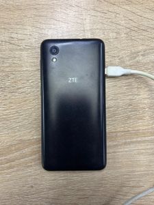 Б/у Мобильный телефон Zte blade l8 1/16gb 01-200875120