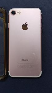 Б/в Мобільний телефон Apple iphone 7 32gb 01-200875801