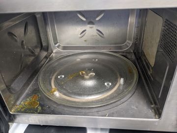 Б/в Мікрохвильова піч Pyramida pmwo 20 bl 01-200817801