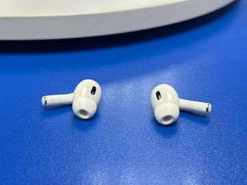 Б/у Наушники Apple airpods pro 2nd generation magsafe 01-200883794