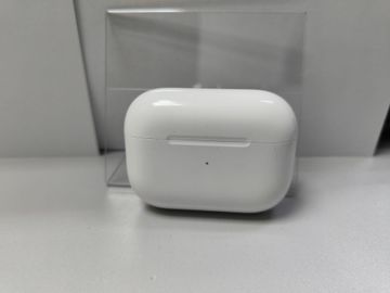 Б/в Навушники Apple airpods pro 2nd generation with magsafe charging case usb-c 01-200882208