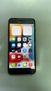 Б/в Мобільний телефон Apple iphone 7 plus 32gb 01-200889836