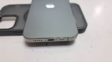 Б/в Мобільний телефон Apple iphone 12 pro 256gb 01-200892963