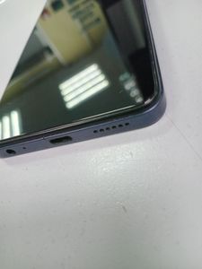 Б/в Мобільний телефон Infinix smart 8 2/64gb 01-200899621