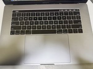 Б/у Ноутбук Apple macbook pro/a1990/ core i7 2,6ghz/ ram16gb/ ssd256gb/ amd pro 555x 4gb/ retina, touch bar 01-200902338