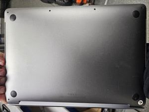 Б/в Ноутбук Apple a2338 /macbook pro 13,3" /m1 8-gpu/ ram16gb/ ssd 256gb/ retina, truetone, touch bar 01-200901866