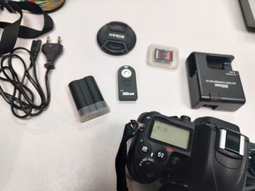 Б/у Фотоаппарат Nikon d7000 + nikkor af-s 18-105mm f/3.5-5.6g ed vr dx 01-200904274