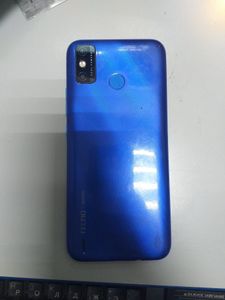 Б/в Мобільний телефон Tecno spark 6 go 2/32gb 01-200907299