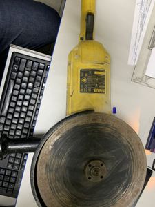 Б/у Угловая шлифмашина Dewalt dwe494 01-200906335