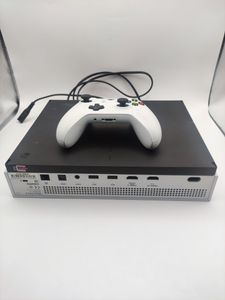 Б/у Игровая приставка Microsoft xbox one s 1tb 01-200907197