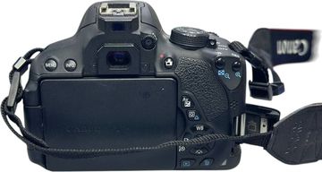 Б/в Фотоапарат Canon eos 700d + efs 18-55mm macro 0.25m/0.8ft 01-200871964