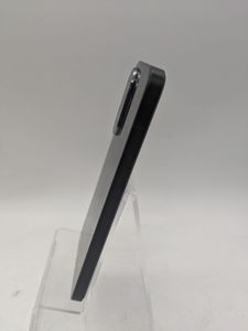 Б/у Мобільний телефон Poco f7 12/512gb 01-200912437