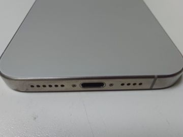 Б/в Мобільний телефон Apple iphone 15 pro max 1tb 01-200913650