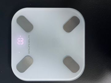 Б/в Електронні ваги Grunhelm bes-28bfs 01-200919980