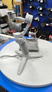 Б/в Стабілізатор Dji om 4 01-200919728