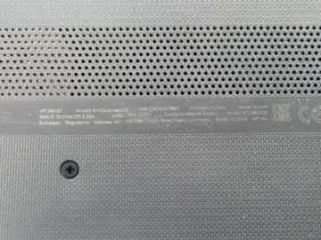 Б/в Ноутбук Hp 15/core i3 7020u ddr3/8gb ddr3/hdd *відсутній/ssd 256 gb/geforce mx110 2gb 01-200920943