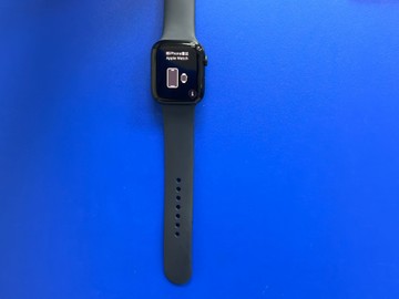 Б/в Смарт-годинник Apple watch series 8 gps 45mm aluminum case 01-200929801