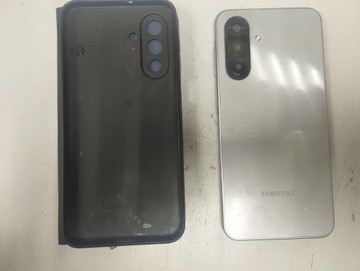 Б/в Мобільний телефон Samsung galaxy a17 4g 4/128gb 01-200943941