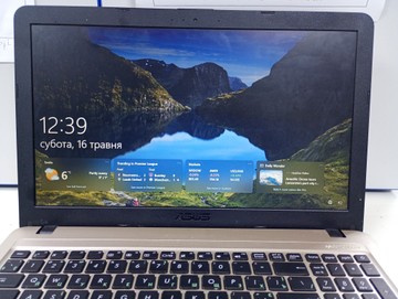 Asus 15/pentium n4200 ddr3/4gb ddr2/hdd 500 gb/*інтегрована