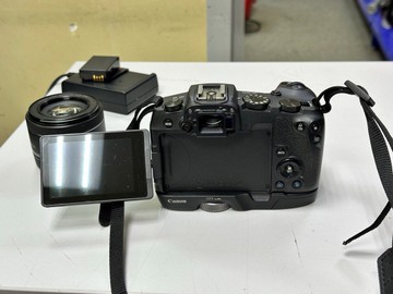 Б/в Фотоапарат Canon eos r kit rf 50mm f/1.8 stm 01-200957034
