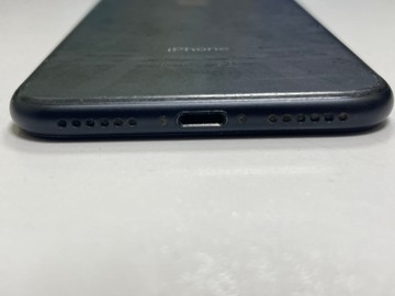 Б/в Мобільний телефон Apple iphone 7 32gb 01-200963042