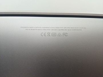 Б/в Ноутбук Apple macbook pro a1707/15.4/core i7 2,8ghz/ram16gb/ssd256gb/amd radeon pro555 2gb 01-200924202
