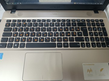 Б/у Ноутбук Asus 15/pentium n4200 ddr3/8gb ddr3/ssd 128 gb/*інтегрована 01-200996108