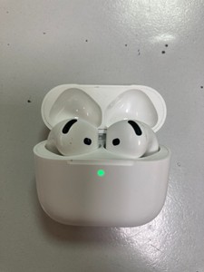 Б/в Навушники Apple airpods 4 01-201018005