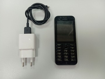 Б/в Мобільний телефон Nokia 222 rm-1136 01-201031521