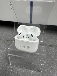 Б/в Навушники Apple airpods 4 with active noise cancellation 01-201045726