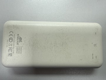 Б/в Повербанк Rivacase va2280 20000mah 01-201053669