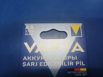 Б/в Батарейки Varta aa 2700 mah упак із 4шт 01-201074723