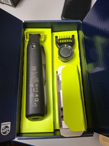 Б/в Тример електричний Philips oneblade pro 360 qp6542 01-201075183