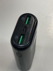 Б/в Зовнішній акумулятор Adata p10000qcd 10000 mah 01-201094761