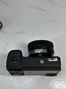 Б/в Фотоапарат Sony alfa a6400/ e pz 16-50mm f/3.5-5.6 oss ii 01-201132080