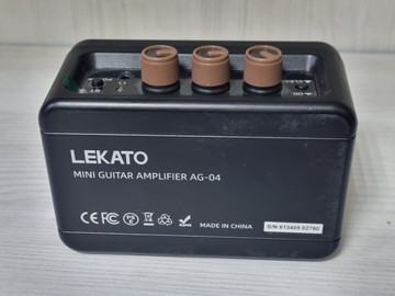 Б/у Комбик гитарный Lekato ag-04 01-201181551