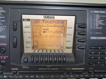 01-200594064: Yamaha psr-530