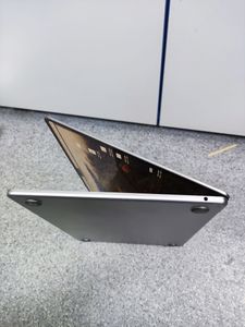 01-200605038: Apple macbook air 15" m3 2024