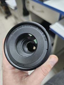 01-200636893: Canon rf-s 55-210mm f/5-7.1 is stm