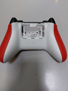 01-200757433: Microsoft xbox series x s wireless controller