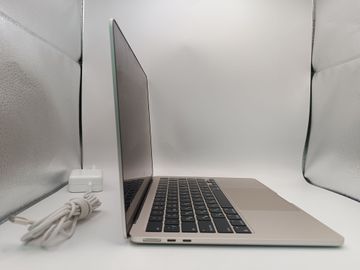 01-200744972: Apple macbook air 13,6" m2 2022