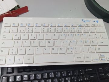 Б/в Бездротова клавіатура Gembird kb-bt-001-w-de 01-200772746