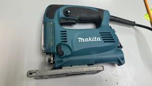 01-200775526: Makita 4329