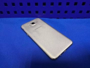 Б/в Мобільний телефон Samsung galaxy j7 neo sm-j701f 16gb 01-200810527