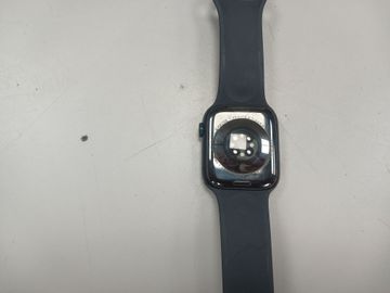 Б/в Смарт-годинник Apple watch series 9 gps 45mm aluminum case w. s. loop 01-200773107